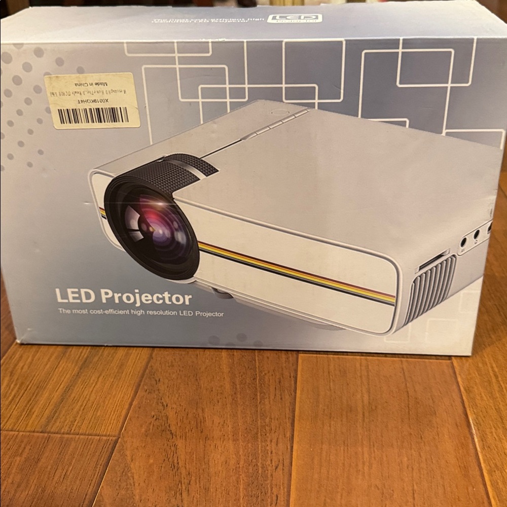 Electronic   Mini Led projector high resolution. Specifications in photos